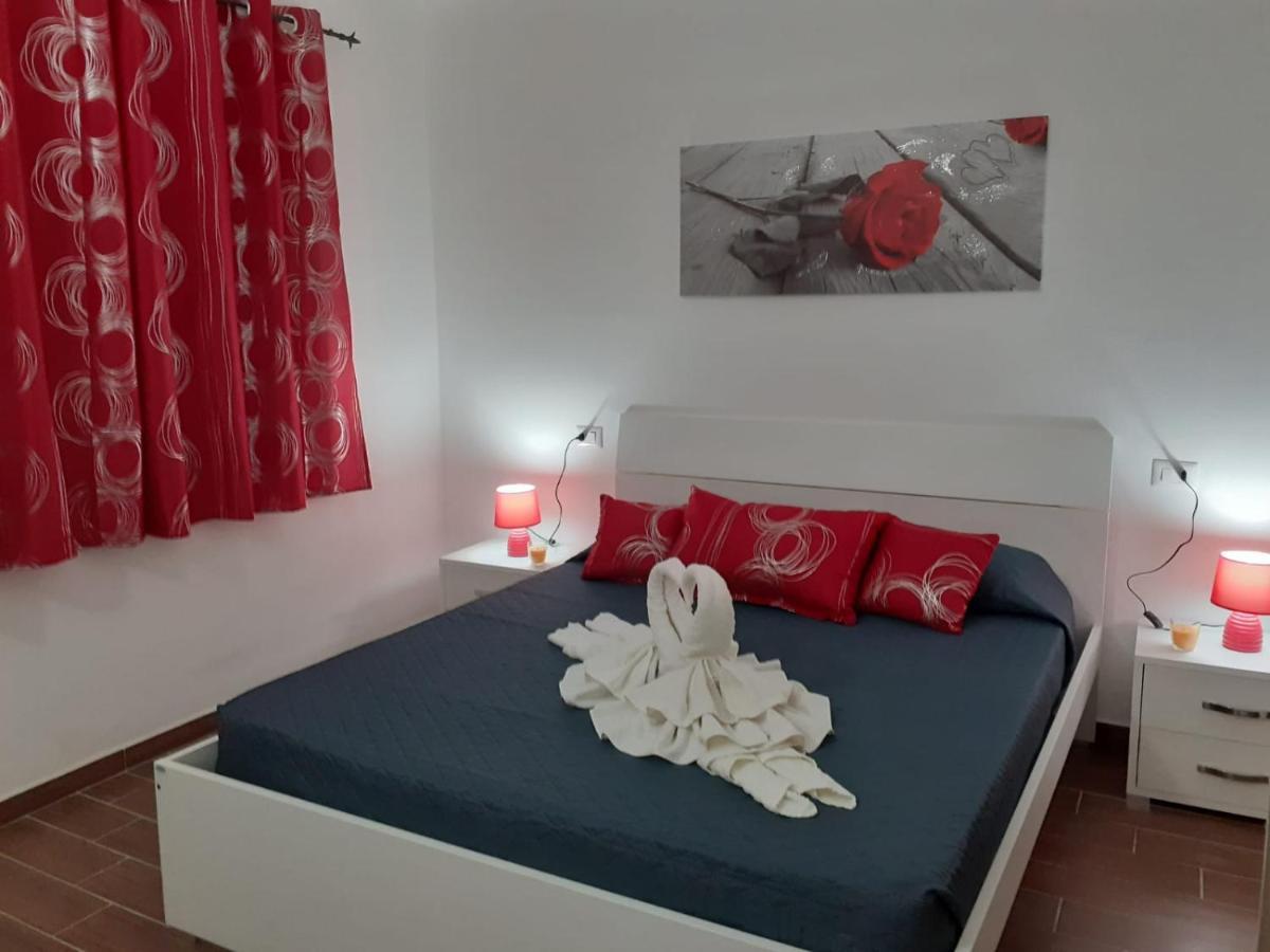 Sos Appentos 3 - Indipendente 4/6 Posti Letto Apartment Синискола Екстериор снимка